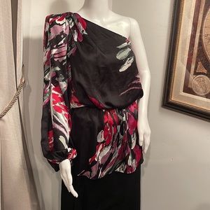BISOU BISOU TOP NWT BLACK RED PLUM SIZE XS SIDE ZIPPER